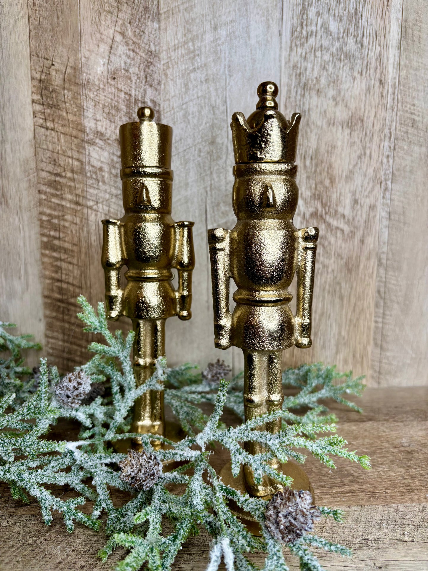 11" GOLD ALUMINUM NUTCRACKERS