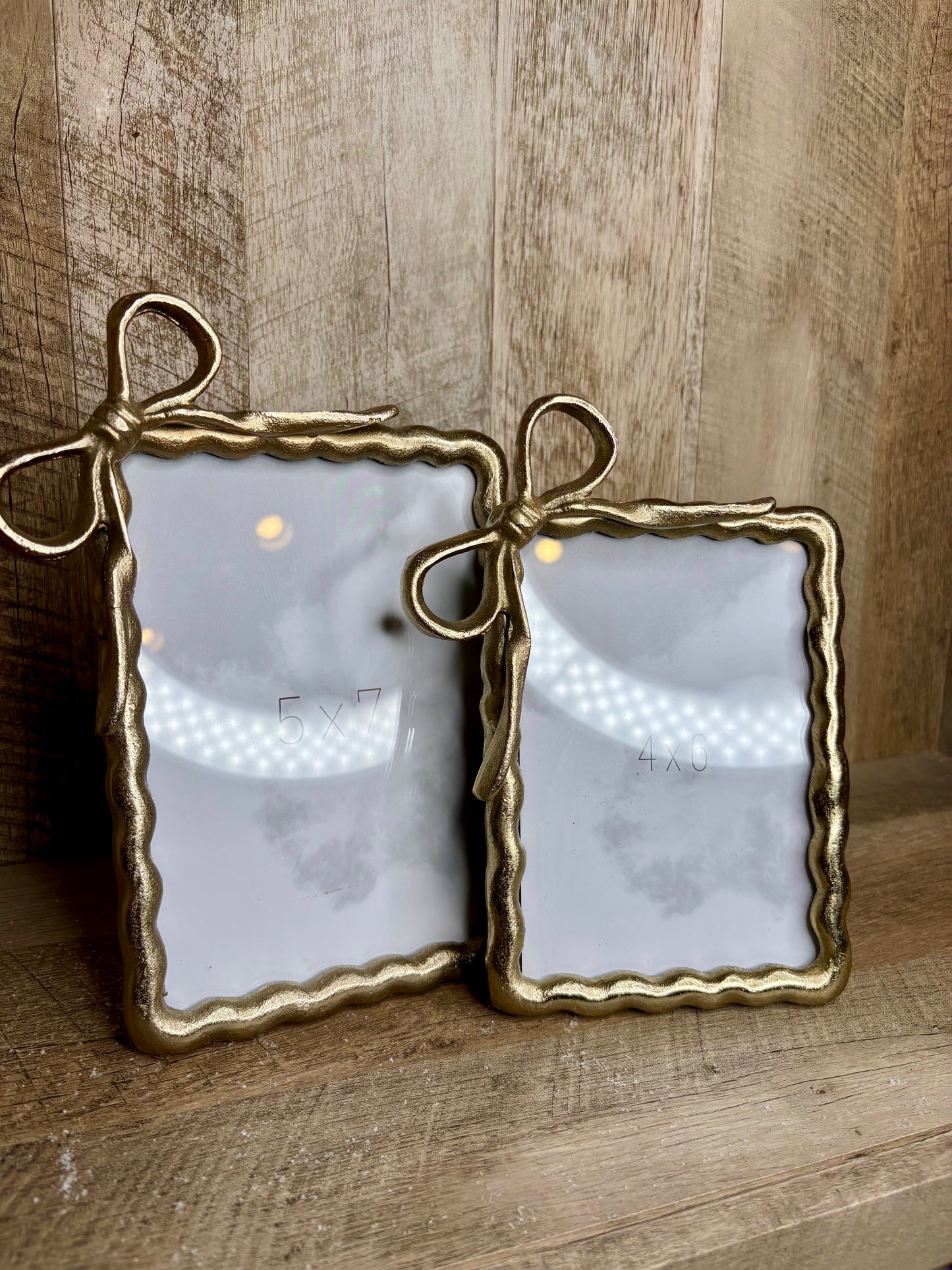 4 X 6 GOLD RIBBON PHOTO FRAME