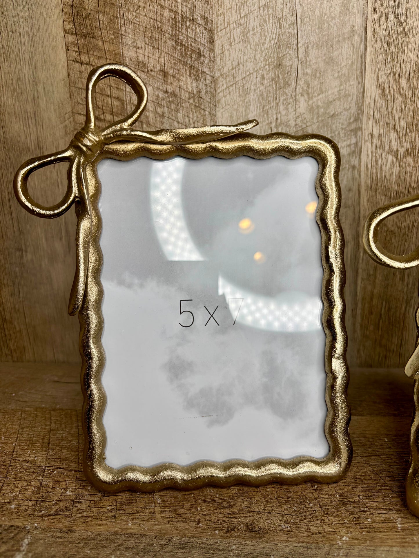 5 X 7 GOLD RIBBON PHOTO FRAME