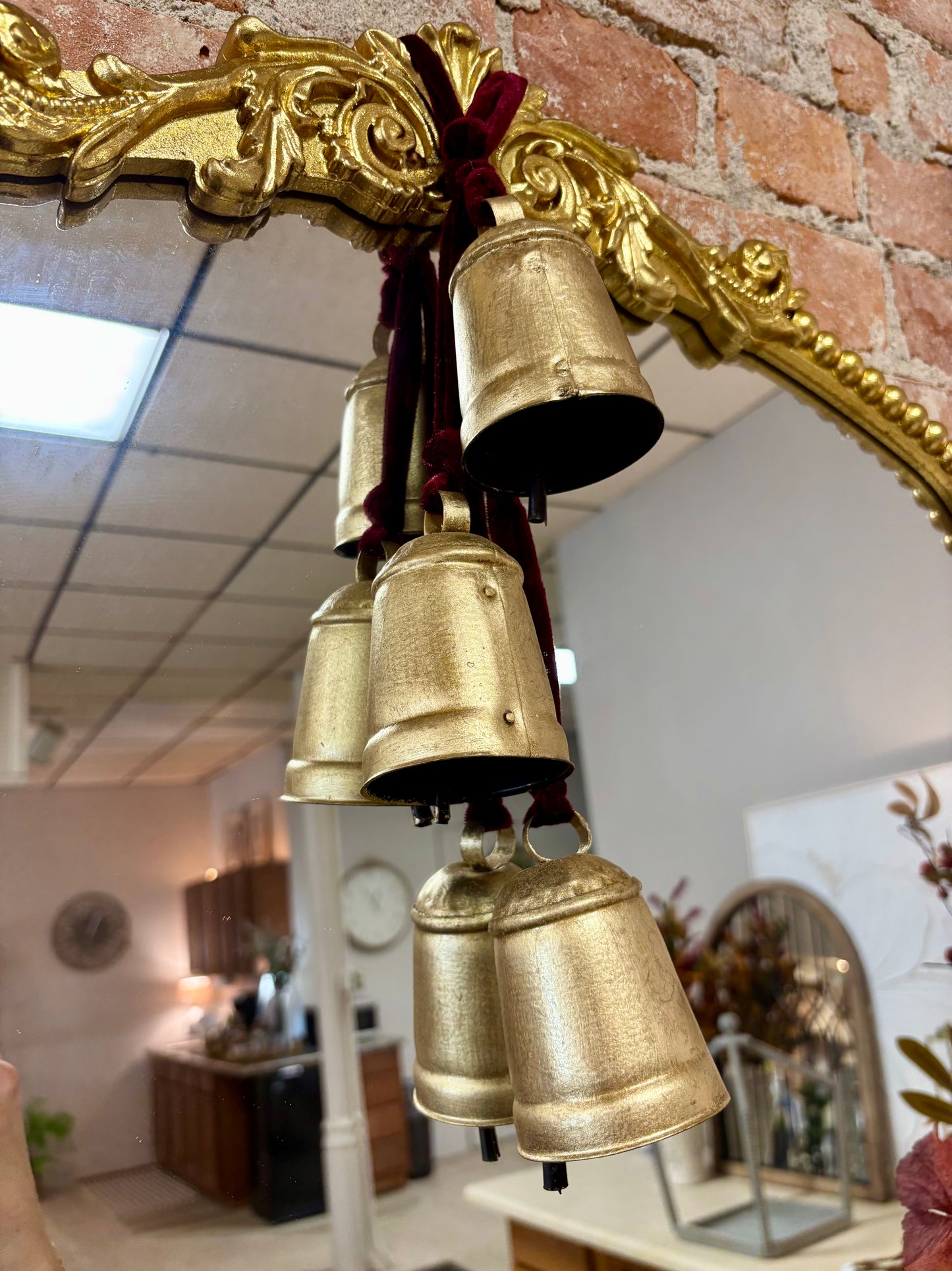 BURNT GOLD 3 BELL HANGER