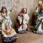 Nativity Set / Kneeling
